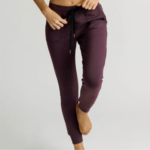 ZYIA Plum Unwind Joggers - Picture 1 of 5
